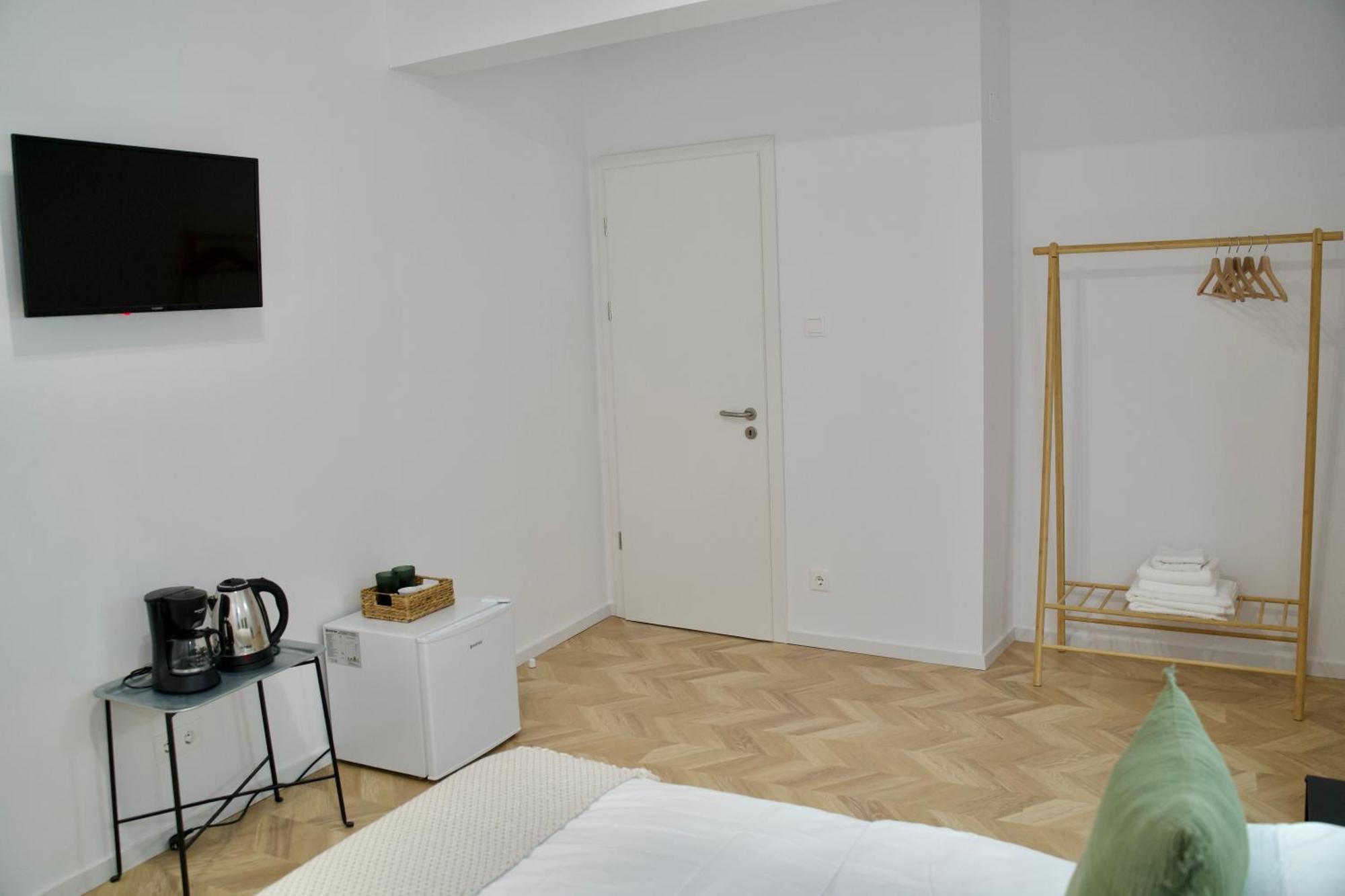 Tzatziki Studios Kavala Exterior photo